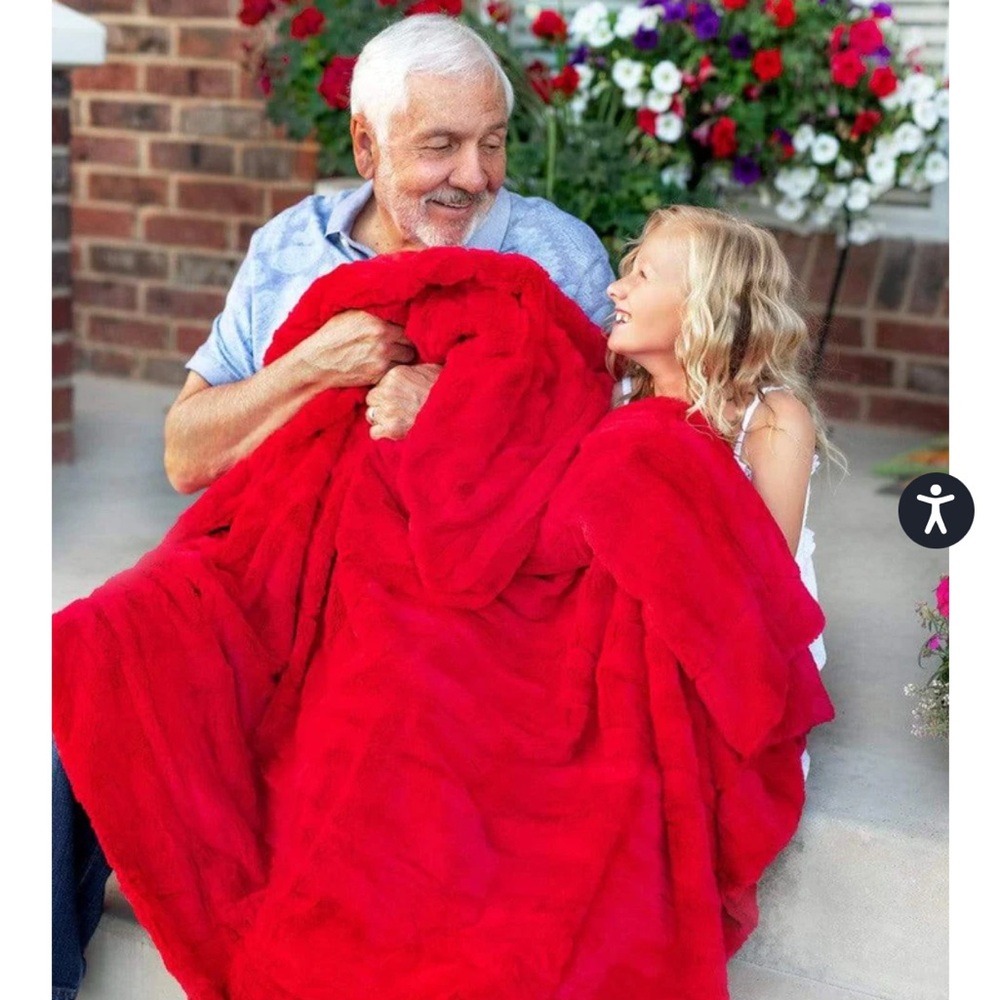 ⭐️NWT⭐️Minky Couture Blanket